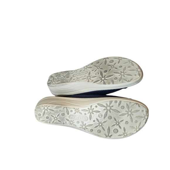 Fly Flot Italian Anatomic Mesh Sandals - Picture 4 of 6